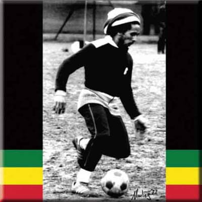 Bob Marley - Soccer - Koelkast magneet - 7.5 x 7.5 cm