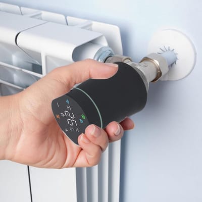 Slimme Radiatorkraan - Thermostaatkraan Verwarmingsregelaar - Energie Besparen - App en Spraakbesturing - 5°C-45°C - Zwart