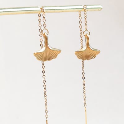 Ava & Imber Gingko Threader Goud | Gouden Stainless Steel Threader Oorbellen met Ginkgo Blad | Waterproof Oorbellen