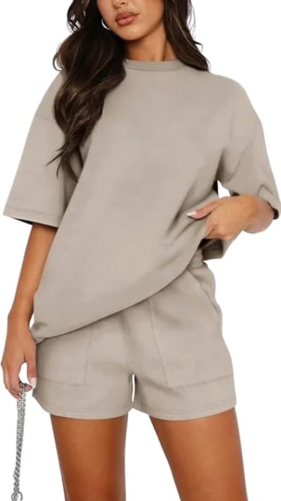 Dames - Kledingset - Korte Broek - Shirt - Beige - Maat S