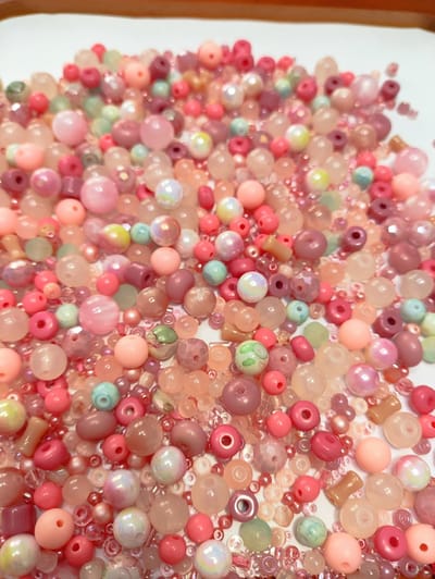 200 g - DIY sieradenaccessoires / gemengde kleuren / handgemaakte losse kralen / losse ABS-kralen / losse glazen kralen Roze en Rood (inclusief 18 meter elastisch touw, draaddiameter 0,5 mm)
