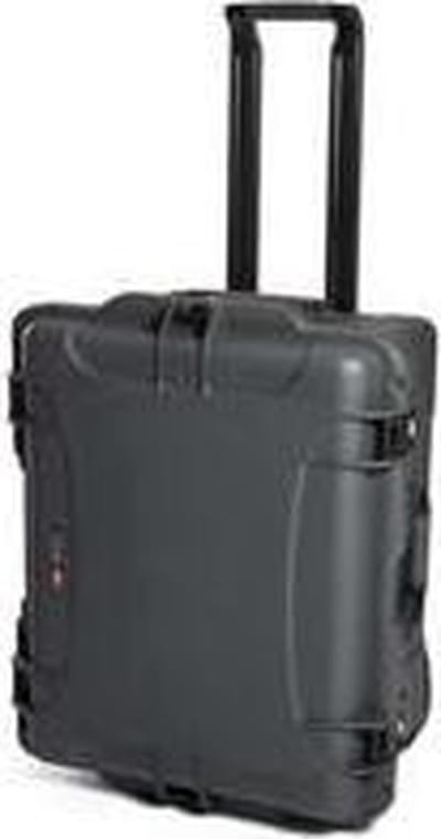 Nanuk 960 Case w/padded divider - Graphite