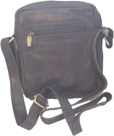 Oi bruine lederen herentas / soft leren schoudertas voor mannen / zacht rund lederen tasje compact / platte tas om om te hangen / donker bruin leer / 476Brown