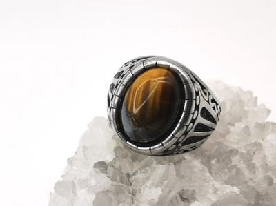 RVS ovale edelsteen ring met Tijgeroog edelsteen maat 19. Geweldig cadeau te geven of zelf dragen.