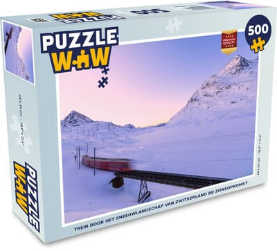 Puzzel Trein door het sneeuwlandschap van Zwitserland bij zonsopkomst - Legpuzzel - Puzzel 500 stukjes