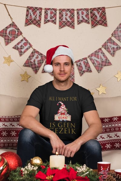 Passie voor Stickers T-shirt S met tekst: All I WANT FOR kerst is geen gezeik