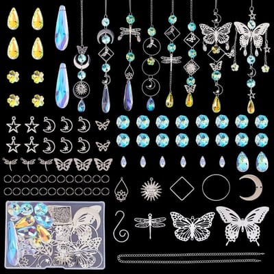 DIY Suncatcher Kit met 8 Sets - Kleurige Vlinders, Libellen en Bloemen voor Tuin en Raamdecoratie, Inclusief Kettingen en Haken