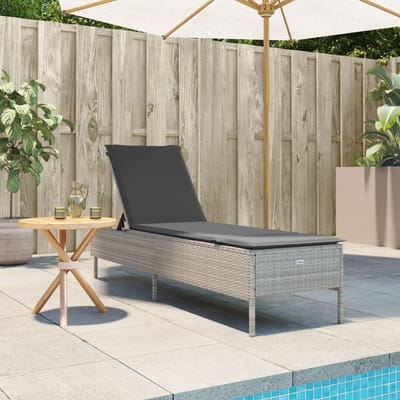 vidaXL - Ligbed - met - kussen - poly - rattan - lichtgrijs
