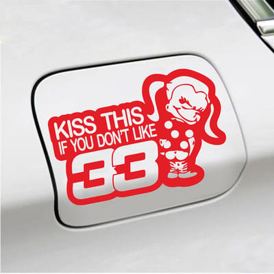 Bumpersticker - Kiss This If You Dont Like 33 - 13,4 X 20 - Rood