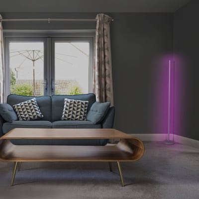 OSRAM SMART WIFI slimme en moderne vloerlamp voor indirecte verlichting met WiFi-technologie en Magic RGB, dimbaar, zilver, aluminium, lampen niet vervangbaar