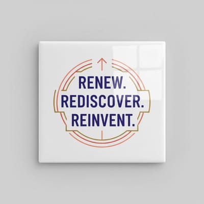 Inspirerende Quote Decoratie Tegel “Renew. Rediscover. Reinvent.” – Motiverende Moderne Wanddecoratie – 15 x 15 cm Keramische Tegel