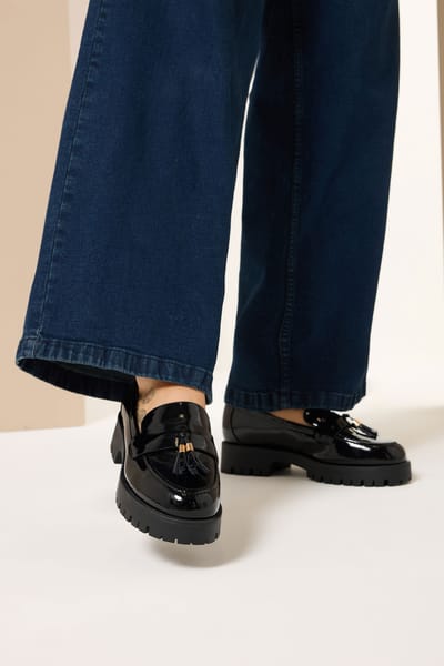 Yours Zwarte Lakleren Loafers Met Kwastjes In Extra Brede Eeepasvormsize 38EEE