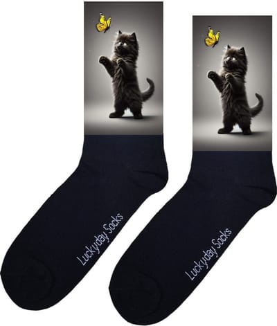 Kitten - Opkikkertje - Grappige sokken - Valentijn cadeau - Verjaardag cadeau - Kerst cadeau - Veertje - Grappige sokken - Leuke sokken - Zwarte Kat - Poes - Vrolijke sokken - Kerst sokken - Vaderdag - Moederdag - Socks maken Happy - 37-44