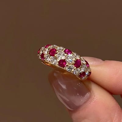 Luxe Robijn Glanzende Verlovingsring   Ingelegd Diamant Volledige Cirkel Rode Ringen Voor Vrouwen Mode Nieuw In Fijne Sieraden resizable brown