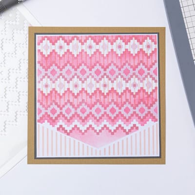 Layered stencil textile - Sizzix