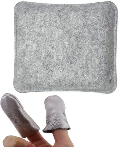 ByShane - Naaldvilten Pad 7 * 8 inch - Handig Naaldvilten Gereedschap - Vilten Mat met Naalden - Set van 1 Mat en Naalden