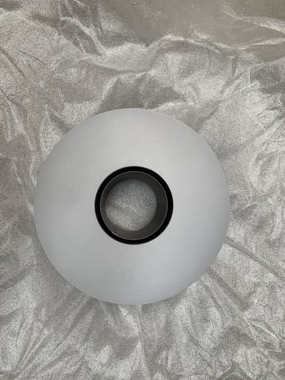 Plafonddoorvoer / nisbus Ø150 mm met rozet – Grijs – dikwandig staal – Ø40 cm