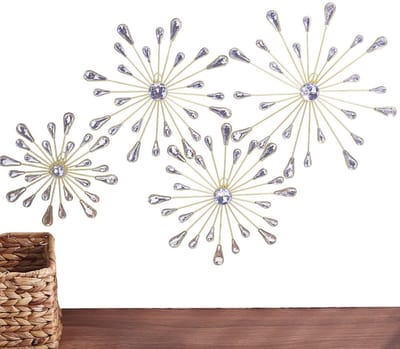 Dailygoods- Muurdecoratie Gouden Metalen Sterrenbloem - Wanddecoratie 4 Stuks - Glanzende Steentjes - Luxe Accent Sculpturen - Voor Woonkamer/Slaapkamer - Wanddecor