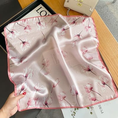 Luxe Vierkante Echte Zijden Sjaal Dames Wrap Neckerchief Sjaal Bandana Mode Kleine Foulard Vrouwelijke Lente Sjaals Real Silk 53x53cm white