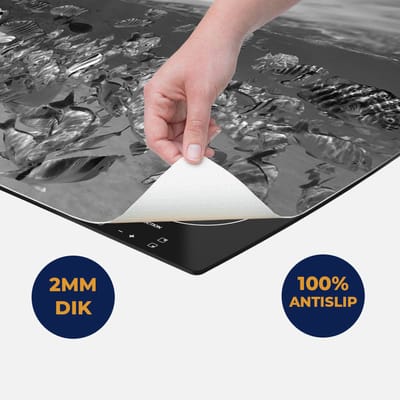 Chefcare Inductie Beschermer Zwerm Gele Vissen in het Water - Zwart Wit - 60x50 cm - Afdekplaat Inductie - Kookplaat Beschermer - Inductie Mat