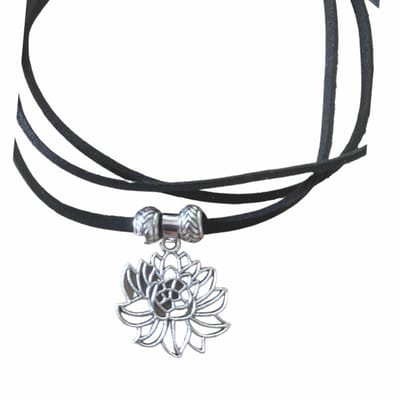 Enkelbandje-Lotus-Wikkel-Zwart-21-32 cm - Charme Bijoux