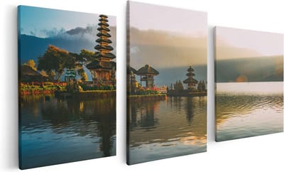 Artaza Canvas Schilderij Drieluik Pura Tempel in Bali op het Meer Beratan - 120x60 - Foto Op Canvas - Canvas Print