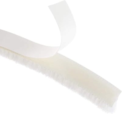 Allecto - Deurafdichtingsstrip - Tochtstopper - Zelfklevend - Borstel weerstrippen - Hoogwaardige afdichting - Vilten strip - Geschikt voor deur en raam - Zelfklevend - Wit - 10 meter x 9 mm x 5 mm