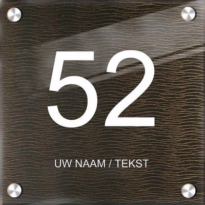 Naambordje voordeur plexiglas 15x15x0,5 cm model 1133 - Huisnummerbordje, naambordjes, naambordje huis, naamplaatjes, huisnummer bord, huisnummer bordje, originele naambordjes voordeur, huisnummerbord met naam, originele huisnummer bord