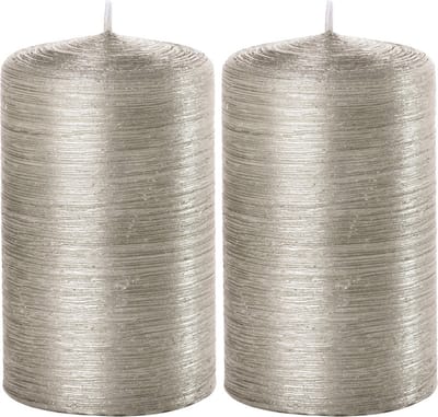 2x Zilveren cilinderkaarsen/stompkaarsen 6 x 10 cm 25 branduren - Geurloze zilverkleurige kaarsen - Woondecoraties