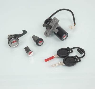 originele slotset voor aprilia 50 scarabeo scooter 2001 tot 2004 ap8202350 nieuw