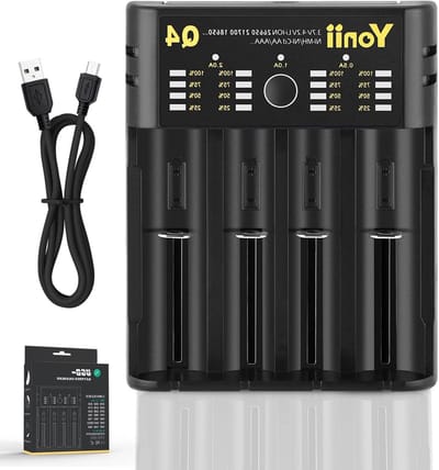 Universele Batterijoplader - Accu Lader - Batterijen Opladen - 4 Onafhankelijke Sleuven - 123 x 98 x 32 mm - Zwart