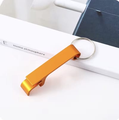 CHPN - Sleutelhanger - Bierfles opener - Fles opener - Oranje/Gouden Bieropener Sleutelhanger: Cadeau - Keychain - Bottle opener