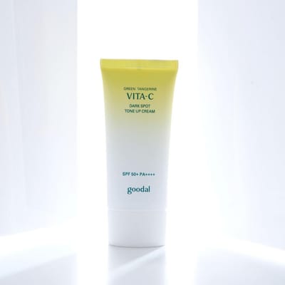 GOODAL Crème Éclaircissante Taches Sombres Mandarine Verte Vita C SPF50+ PA++++ 50ml 1 Pack (50ml)