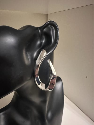 Metallic Vintage oorbellen | Make up | Parfum | Moederdag | Verjaardagscadeau| Cadeautje| Valentijnsdag| Kado | sieraden | vaderdag | oorbellen | oorsieraden