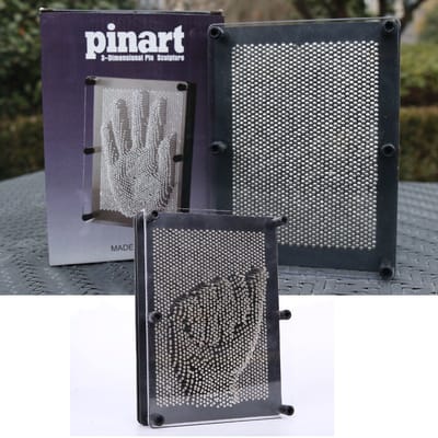 Pin Art XL - Spijkerspel - Pinart spijkerbed - Pinnen spel - Spijkerspel - 3D afdruk - Handafdruk - Spellen met spijkers - Zwart - 15x20 Cm