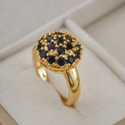 Nieuwe Modieuze Zwarte Kleur Ingelegde Zirkonia Geometrische Ring, Geschikt voor Vrouwen's Vakantiebanket Accessoires, Sieraden Cadeaus 6 beige