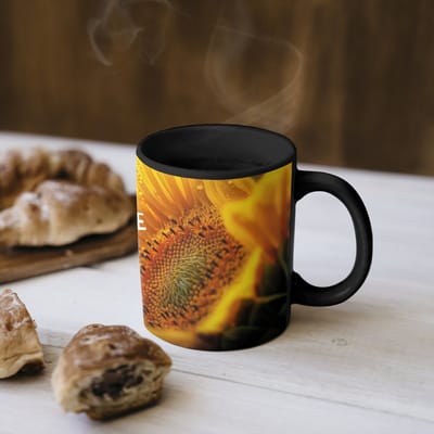 Magische Mok - Foto op Warmte Mokken - Koffiemok - Zonnebloem - Close up - Geel - Quote - Magic Mok - Beker - 350 ML - Theemok - Mok met Tekst