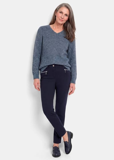Tricot pullover met naadloze V-hals - rookblauw - Gr. 19 van Goldner Fashion