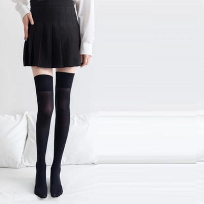 Chaussettes Longues Anti-Glissement à Dosage de Colle de Haute Qualité pour Femmes, Genouillères de Compression, Bas Genoux Anti-boulochage, Bas Jk Féminins M(With glue dots)