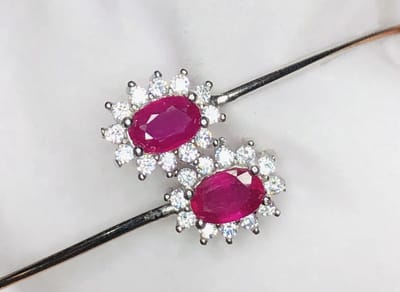 925 Zilveren Armband met Natuurlijke Robijn – Elegant & Tijdloos