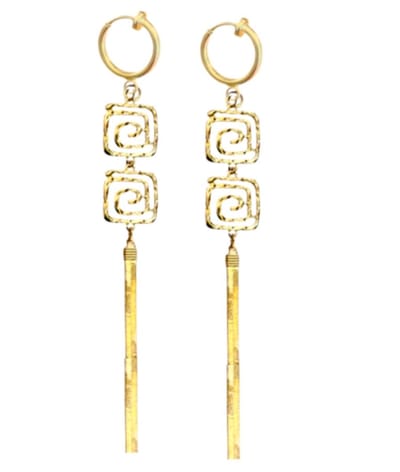 Klem oorbellen -Goudkleur -lang Maze 16 cm- geen gaatje- Charme Bijoux