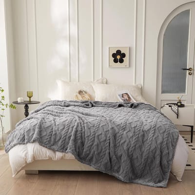 Dailygoods- Knuffeldeken Elektrisch - Zachte Microvezel - Onderhoudsvriendelijk - Bankdeken/Sprei - Ideaal als Geschenk - 150 x 200 cm - Woondeken