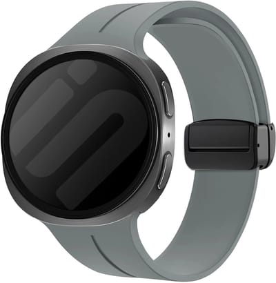 Strap-it Siliconen bandje met magnetische D-Buckle sluiting geschikt voor Samsung Galaxy Watch 9 (40/44mm) / Watch 8 (40/44mm) / 8 Classic (46mm) - donkergrijs