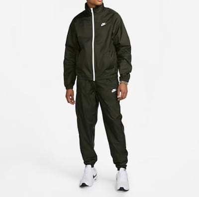 Nike Sportswear Club Trainingspak - Maat XS