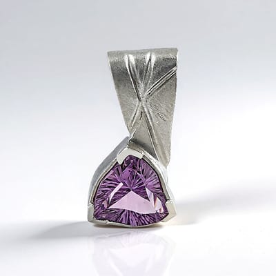 Cavill - Zilveren Hanger - 925 Sterling Zilver - 2,842 ct Braziliaanse Amethist - Fancy Triljant - Elegante Paarse Sieraden