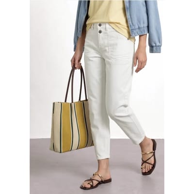 High Waist Barrel Leg Jeans in Loose Fit