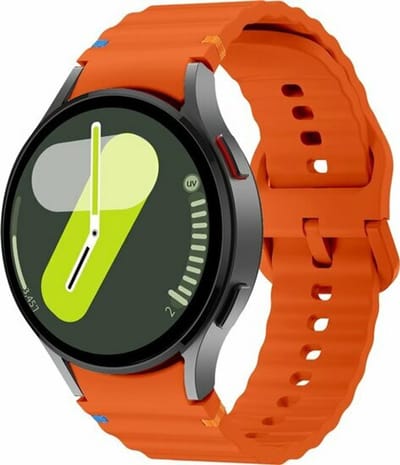 By Qubix - Wave Sportband - Maat: S/M - 20mm - Oranje - Geschikt voor Samsung Galaxy Watch 7 (40 & 44mm) - Galaxy Watch FE - Galaxy Watch 6 - Galaxy Watch 6 Pro - Galaxy Watch 5 - 5 Pro - Galaxy Watch 4 - 4 Classic
