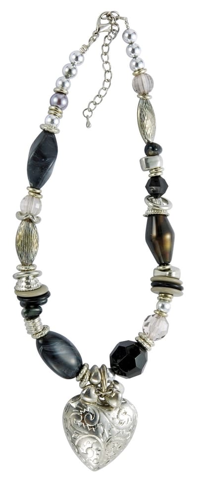 Behave ketting - Diverse kralen met hartvormige hanger - Mode accessoires - Nikkelvrij - 44 cm