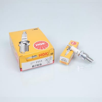 bougie allumage ngk pour scooter piaggio 50 vespa v50 automatic 1982 b7es neuf