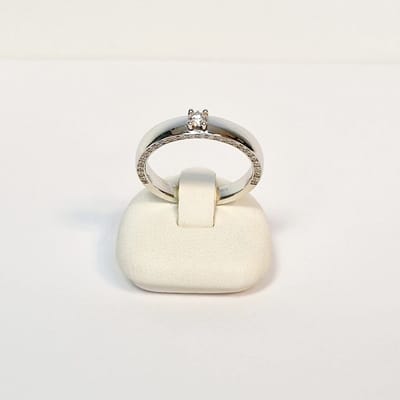 Damesring - Model R&C - RIN2122-P - Maat 17 - 14 karaat - witgoud - diamant 0.17 CRT - van €1765,= voor €995,=